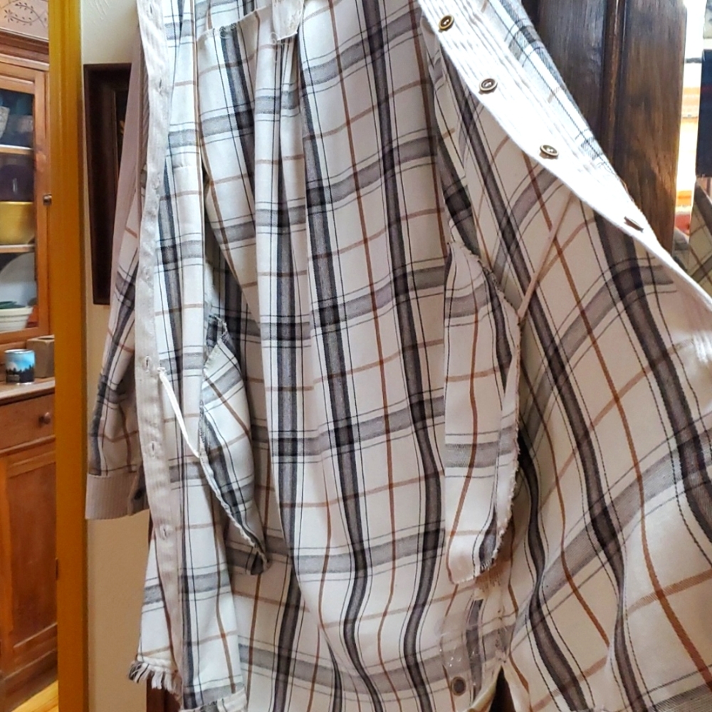 Shirt jacket... - Picture 8 of 15